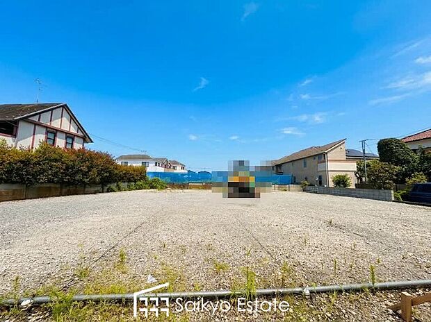 【現地土地写真】敷地面積ゆとりの30坪以上!土地での販売だからこそ叶う自由設計が魅力です。参考間取りなど、お客様のご要望に沿ったプランをご用意いたしますので、お気軽にご相談ください。