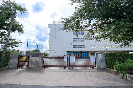 小平市立小平第二中学校 約600ｍ(徒歩約8分)
