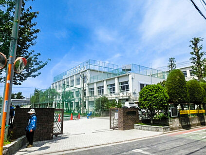 三鷹市立第四中学校 約1040ｍ(徒歩約13分)