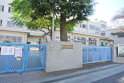 中野区立北中野中学校 約133ｍ(徒歩約2分)