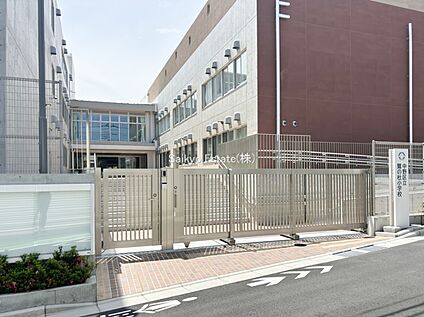 中野区立鷺の杜小学校 約800ｍ(徒歩約10分)