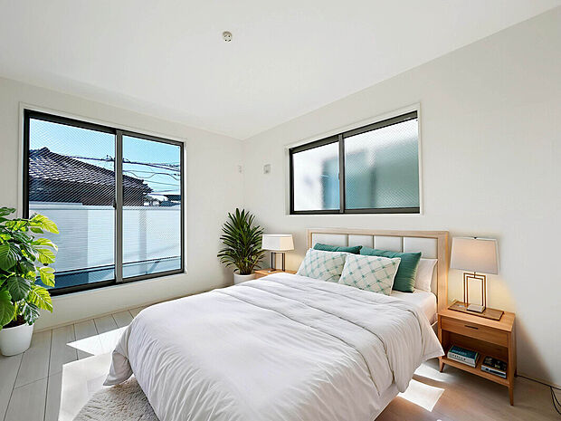 【施工例：Room】
東急池上線「池上」駅まで徒歩13分の立地。都営浅草線「西馬込」駅徒歩18分、「蒲田」駅徒歩22分程で利用可能です！利便性の高い立地で快適な暮らしを望めます。