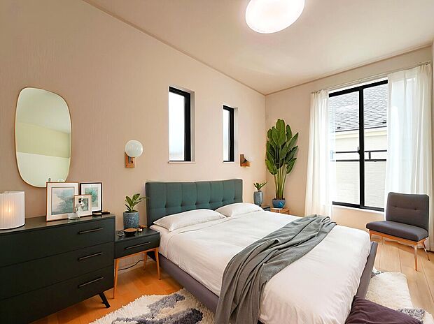 【施工例：Room】
構造躯体の倒壊等防止/損傷防止の双方で耐震等級3を標準仕様とし、繰り返す地震や台風をはじめ、さまざまな災害から家族と暮らしを守ります。