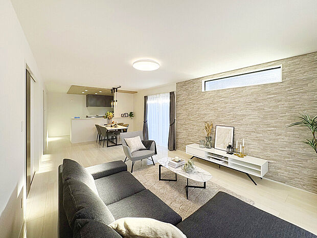 【建物プラン例】
現地からバス停「北野三丁目」まで徒歩7分、「南牟礼」徒歩8分。「吉祥寺」「千歳烏山」駅へアクセス可能な利便性の高い立地。
JR中央線・京王線・京王井の頭線の3路線が利用できます。