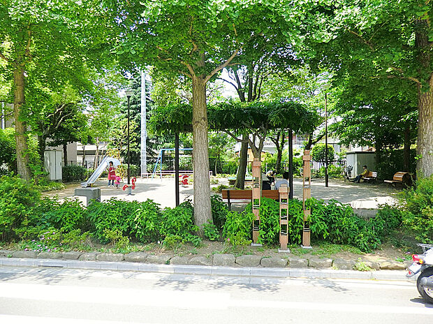 東小松川四丁目児童遊園（約290m）