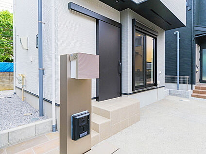 【Entrance：1号棟】