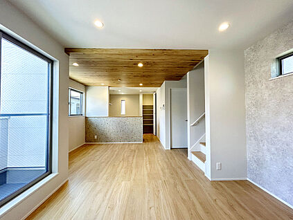 【建物プラン例】