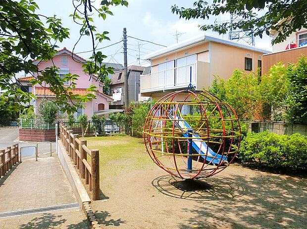 駒井児童遊園(約86m)