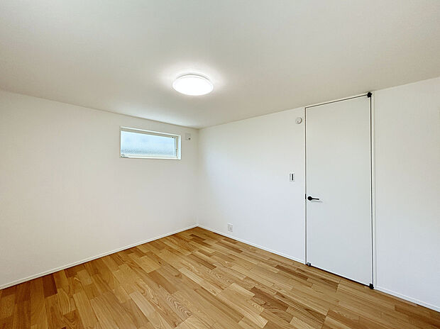 【【施工例:Room】】棟によって収納数や間取に特色があるので、お客様の理想の暮らしに合わせた選択が可能です。