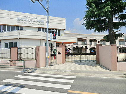 狛江みずほ幼稚園 350ｍ(徒歩5分)