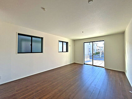 【LDK 3号棟：16.35帖】