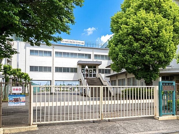 三鷹市立第五中学校（約850m）
