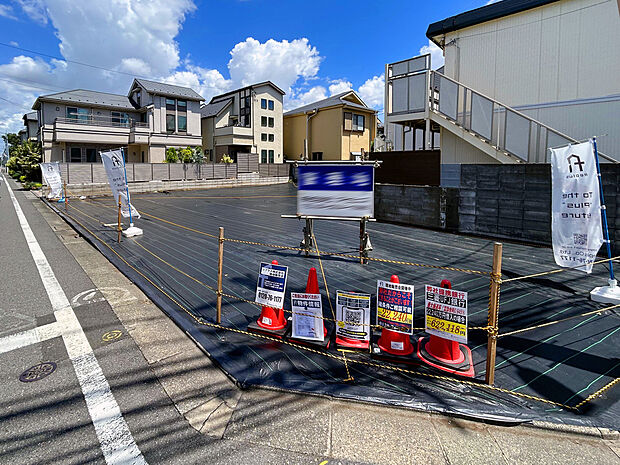 【【土地外観】】多方面へのアクセス良好な利便性の高い立地。「井の頭通り」「五日市街道」「人見街道」へすぐ出ることができます。