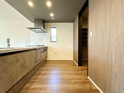 【施工例：Kitchen】