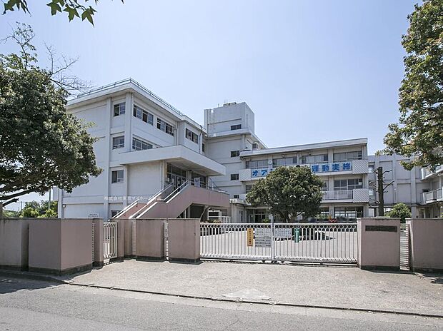 府中市立府中第八中学校