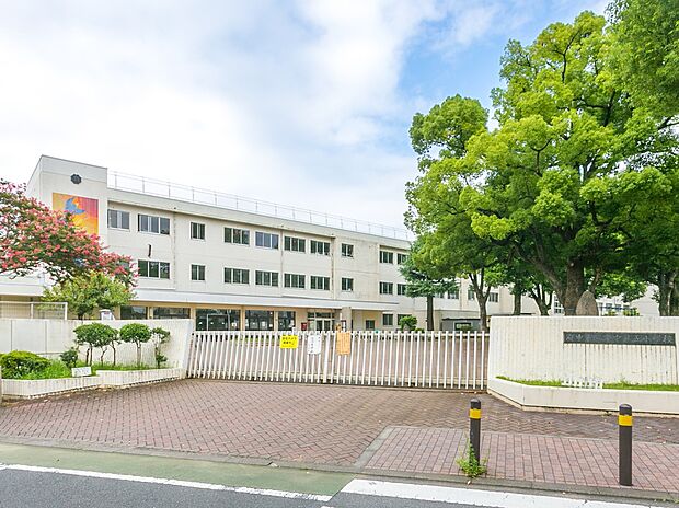 府中市立府中第五小学校（約750m）