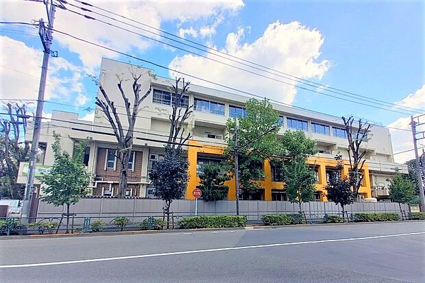 府中市立若松小学校(約160m)