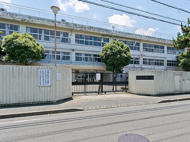 西東京市立田無第四中学校(約630m)