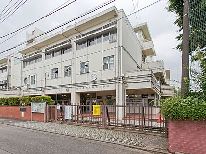 西東京市立柳沢小学校 310m