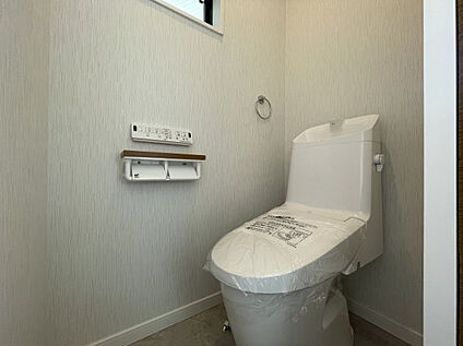 温水洗浄便座付トイレ