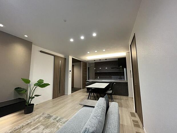 リビング【11号地】(2024年10月撮影)