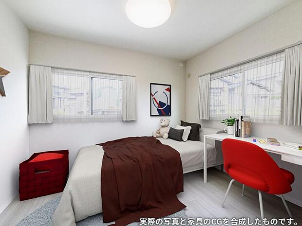 洋室【4号地】(2024年5月撮影)白を基調に明るい空間