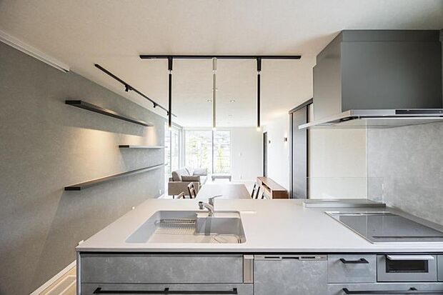 キッチン【2号地】(2024年11月撮影)水廻りをまとめた家事ラクポイント