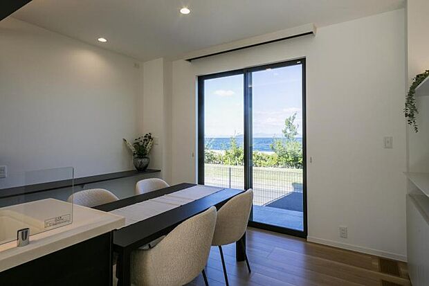 ダイニングキッチン【15号地】（2025年10月撮影）