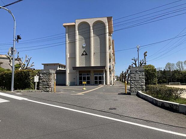 北諫早中学校(約1,340m・徒歩17分)