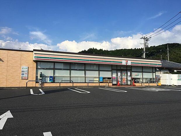 セブンイレブン 国分中央一丁目店 （約400m）