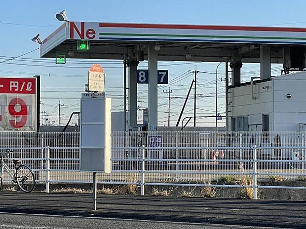 下津毛バス停(約1,250m)