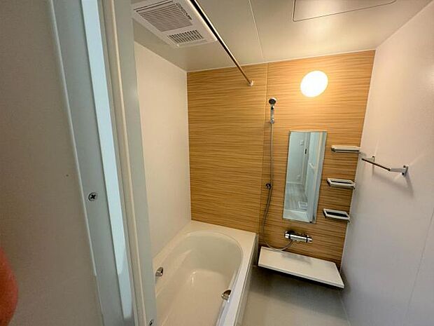 【浴室【7号地】(2024年5月予定)】ベージュを基調とした柔らかい雰囲気の浴室