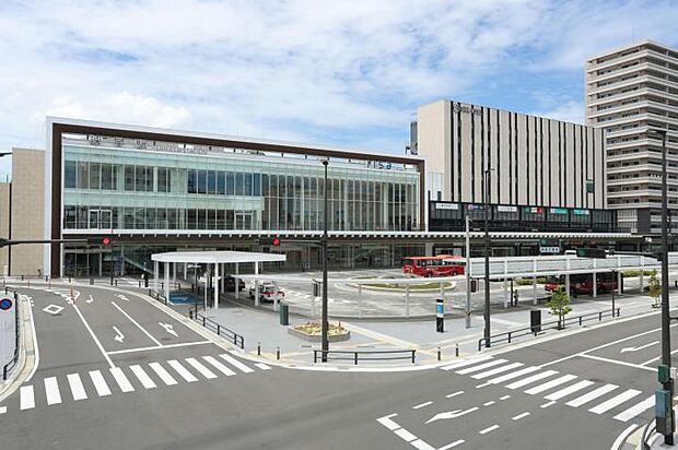 JR長崎本線「諫早」駅(約1,400m)