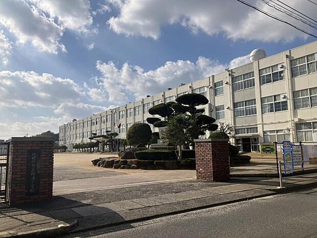 相浦小学校（約1,430m）