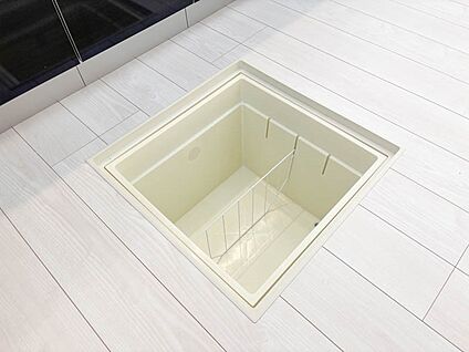床下収納庫
