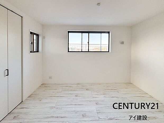 【Private room】 居室となる空間には毎日しっかりと光が差し込みます。