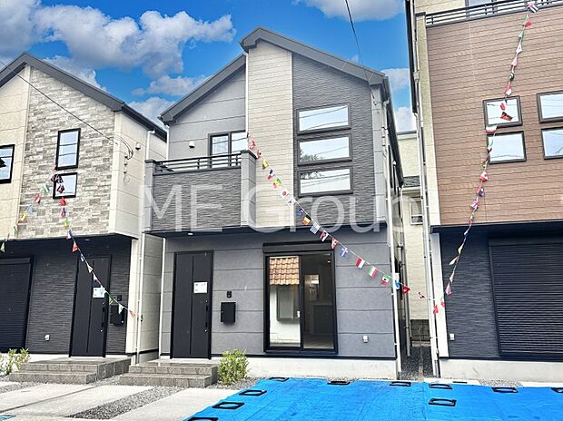 暮らしやすさと居心地の良さにこだわったシンプルで飽きのこないデザイン !