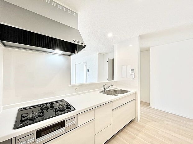 毎日使うキッチンだから、使いやすさ＆お手入れのしやすさにこだわりました。 