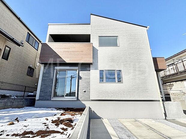 暮らしやすさと居心地の良さにこだわったシンプルで飽きのこないデザイン !