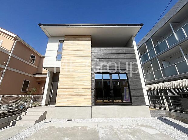 たっぷりの陽光と心地よい風が舞い込む住まい