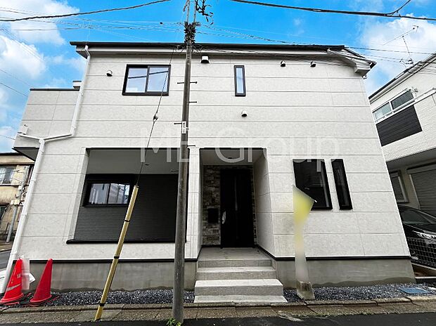 たっぷりの陽光と心地よい風が舞い込む住まい