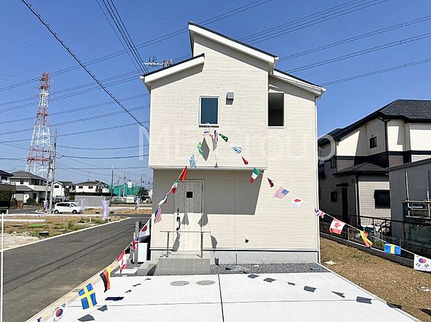 たっぷりの陽光と心地よい風が舞い込む住まい