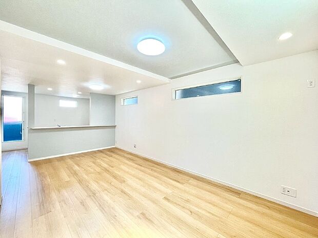 【リビング】住む方の個性が引き出される、インテリアを考えるのが楽しみなリビングです！ 