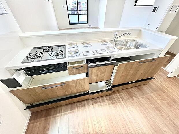 【スライド収納】使いやすさを優先したスライド式収納タイプ!