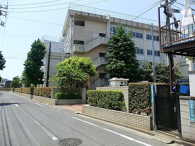 江戸川区立小岩第五中学校（約850m）
