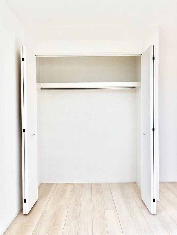 【収納】全居室クローゼット付き