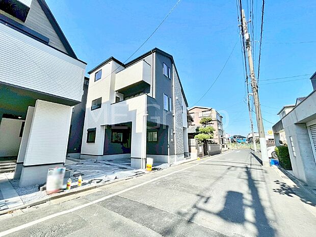 【前面道路含む現地写真】堂々完成!! ここから始まる新生活を応援いたします!