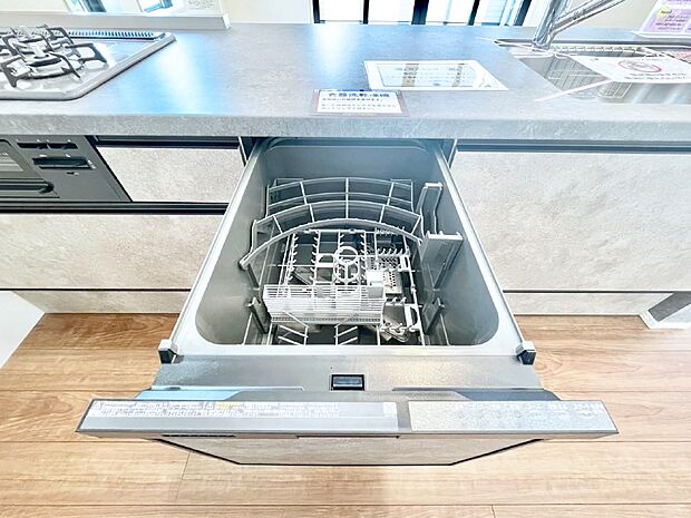 【食洗機】面倒なお片づけは食洗機にお任せ!家事の負担が減って、時間にも気持ちにもゆとりができます。