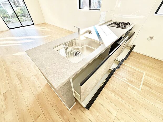 【スライド収納】使いやすさを優先したスライド式収納タイプ!