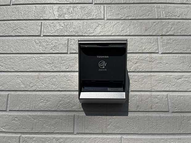 【その他現地】EV充電用屋外コンセント 。